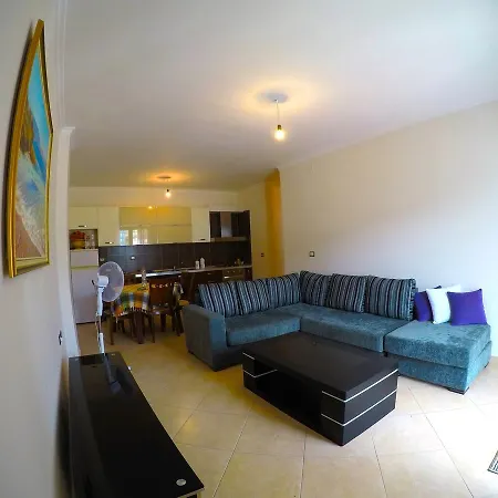 Apartament Tree Bedroom Lungo Mare - Wlora